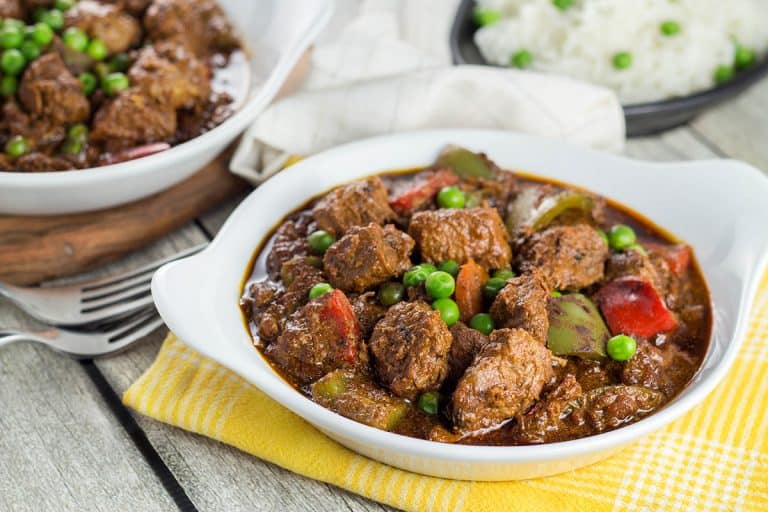 Top 10 Makanan Khas Filipina Yang Harus Anda Coba 6 makanan khas filipina beef kaldereta